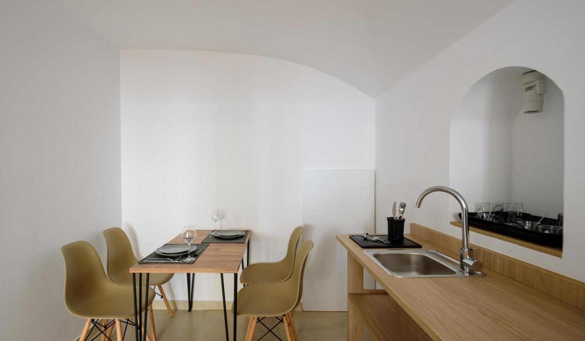 Anemos Family Suites Fira  Exterior foto